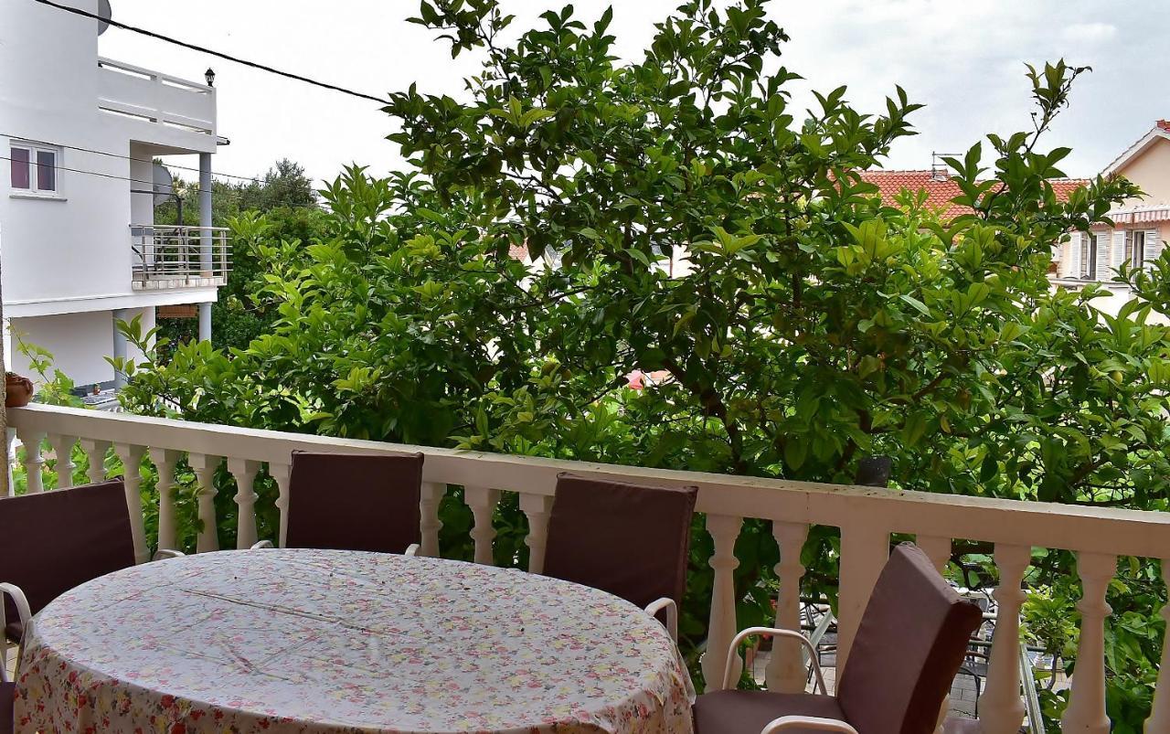 Apartament Banjol 외부 사진