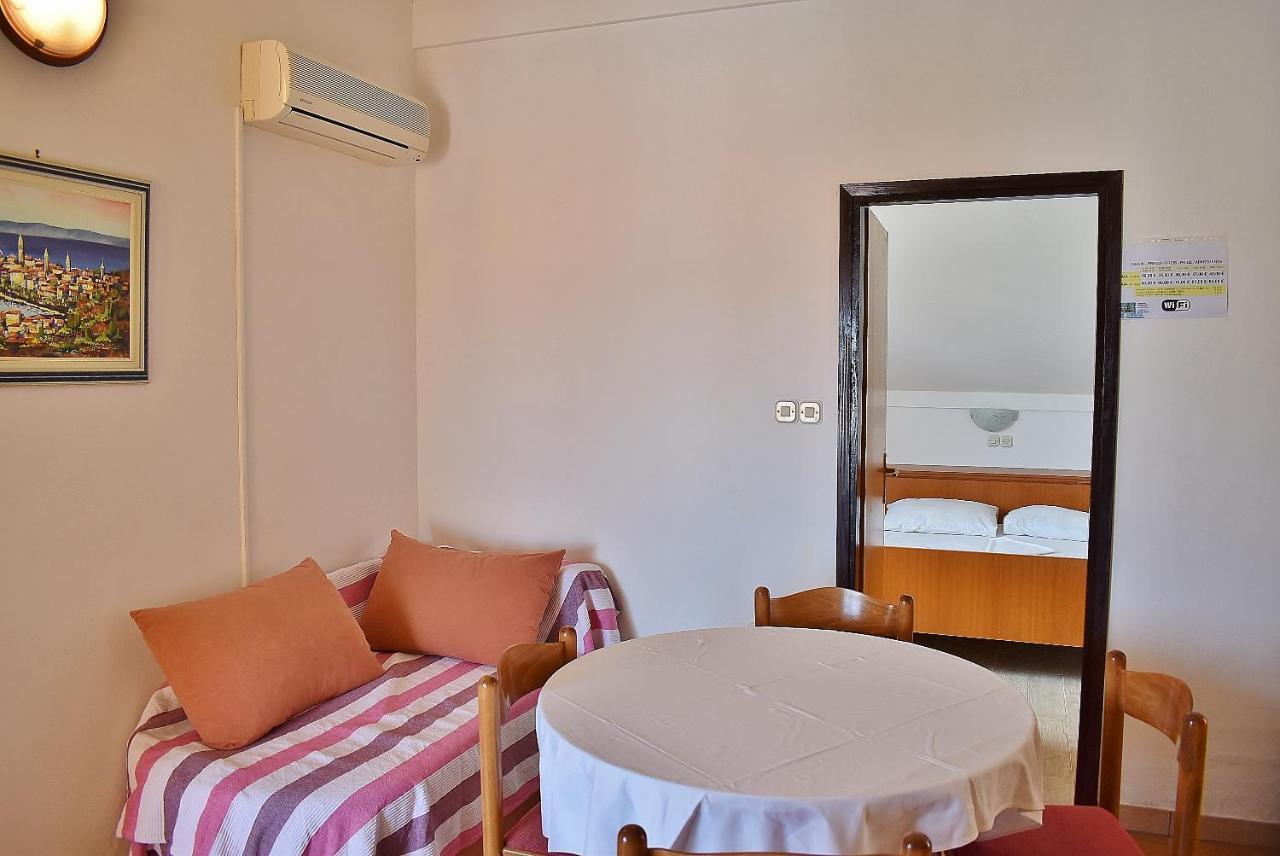 Apartament Banjol 외부 사진