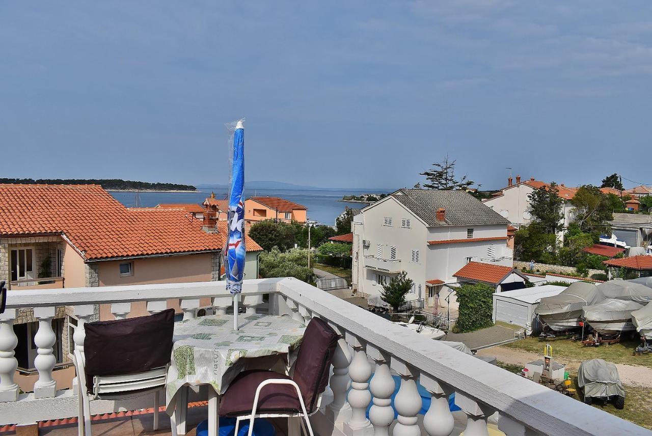Apartament Banjol 외부 사진